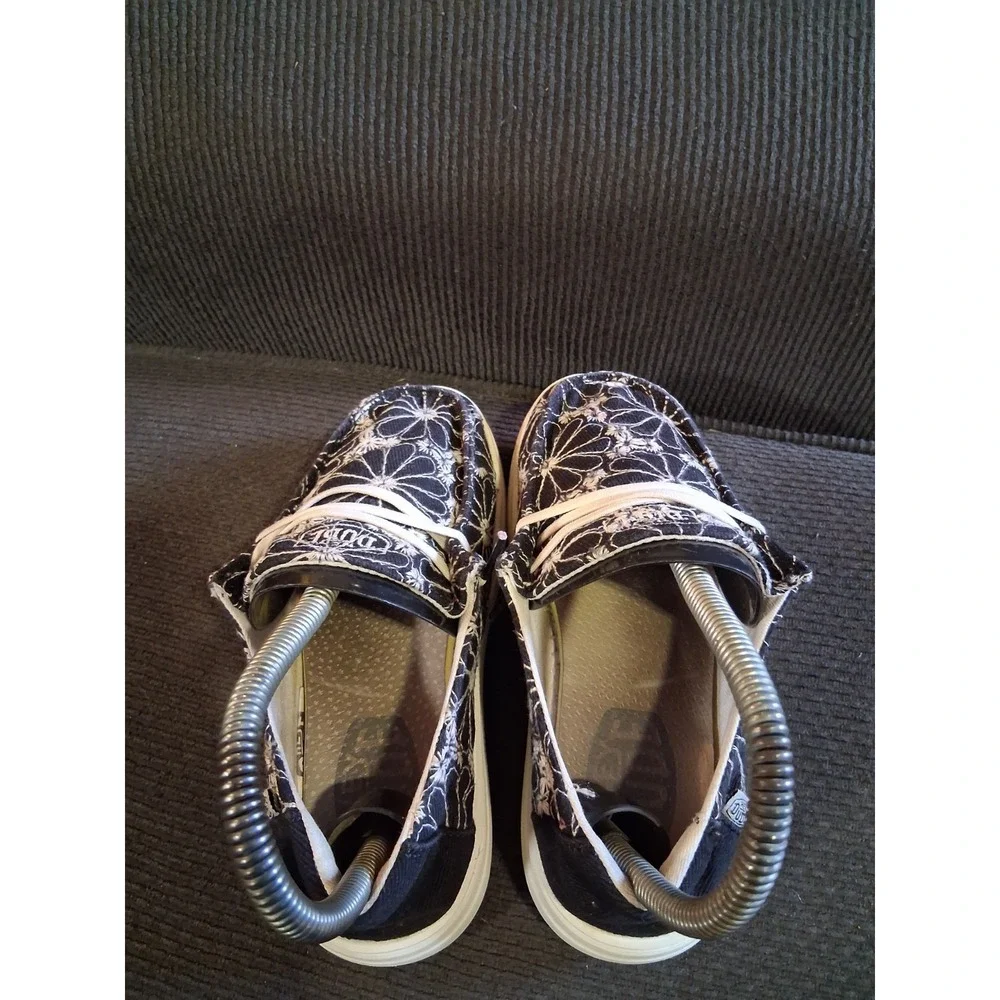Hey Dude‎ Girls/Youth Wendy Rise Slip On Black/ White Size K13 Eyelet